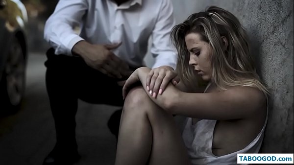 變態故事：無家可歸的少女